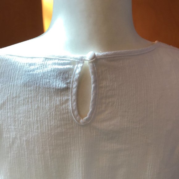 Alfred Dunner White Short Sleeve Woman's Top - Picture 8 of 14